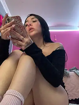 NickieCute-