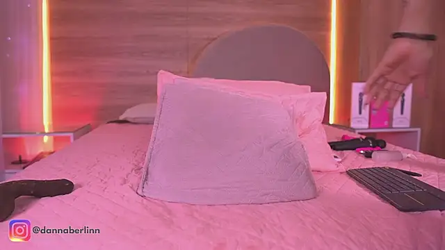danna_berlin_ webcam