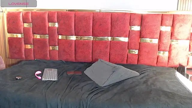 shantall_05 webcam