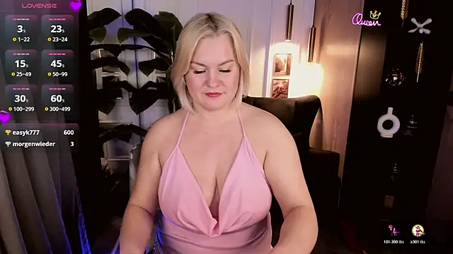 YolandaKiss webcam