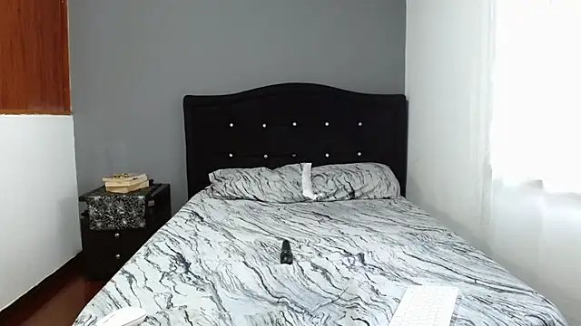 Emilia_1995 webcam