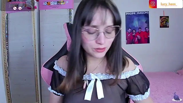Lucyy-hess webcam