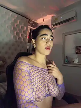 ZarahEvans webcam