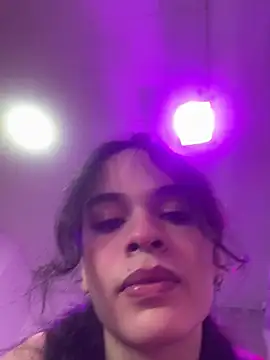 Violetbellarose1 webcam