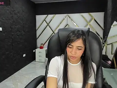 hazel_18_ webcam