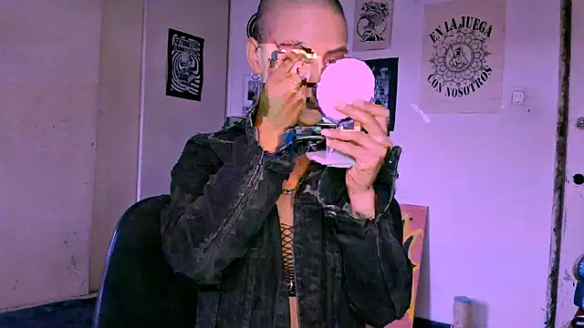 alex_one888 webcam