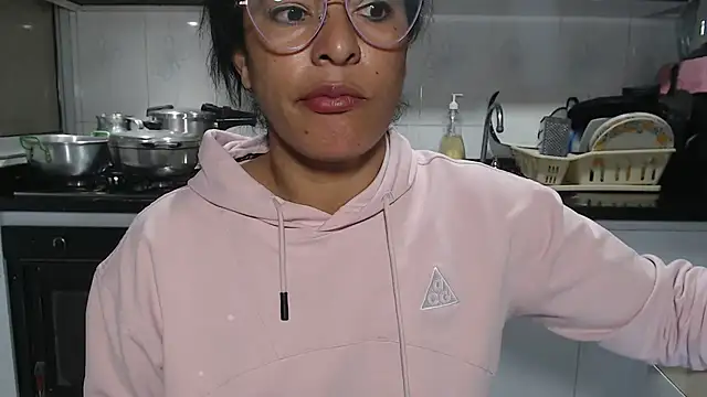 kateleyagrey webcam