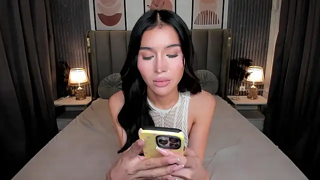 BriannaMckinley live sex cam
