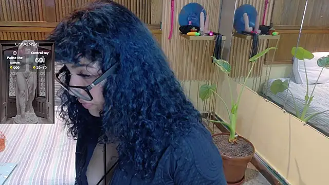 Eli666uwu webcam
