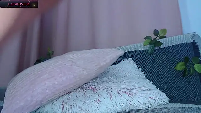 VenusIslove webcam