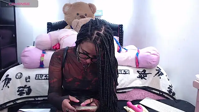 devi_black13_ webcam