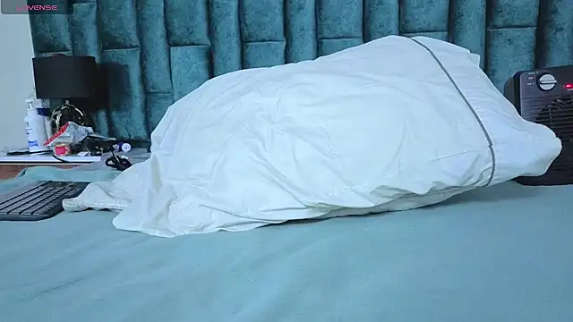 Emma_Foxi webcam
