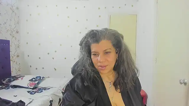 vikyadams webcam