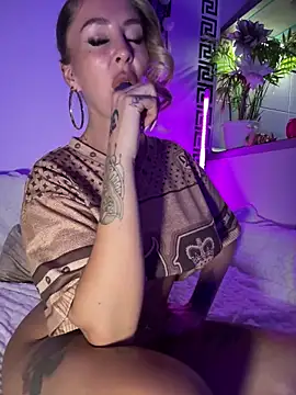 CheekyChels