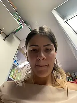 Andrea_19blonde