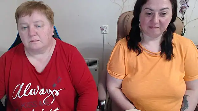 Lindy-Jeanie webcam