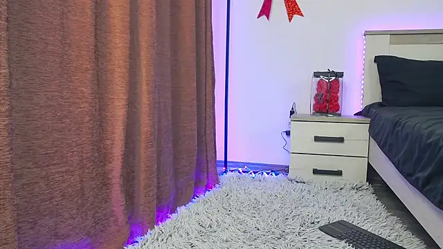 SashaLuvvv webcam