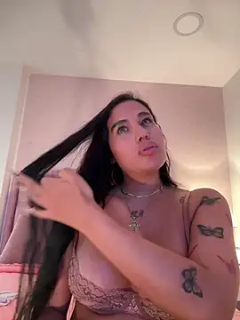 Bella__Wood live sex cam