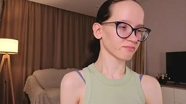 BettyBrowni webcam