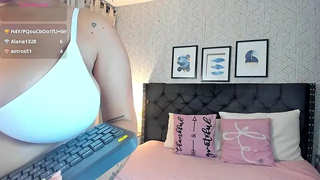 sophie__blare webcam
