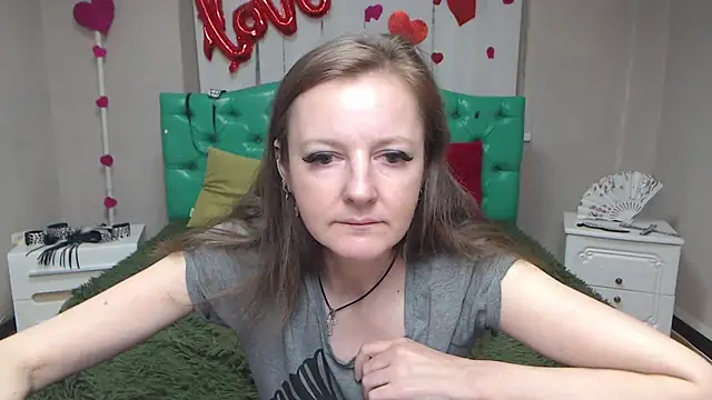 MeganPirs webcam