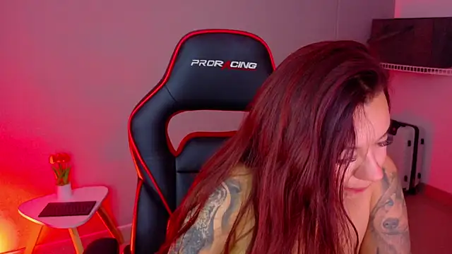 samantha_tattu webcam