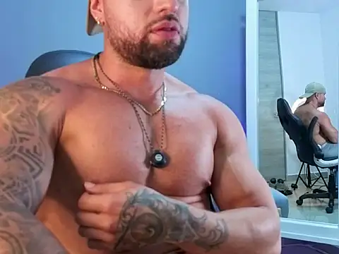 OwenMaximus814 webcam