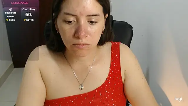 spicey_latina webcam
