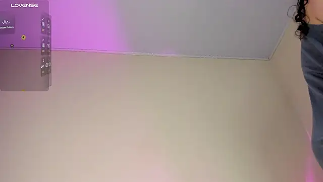 lylah_brosst webcam