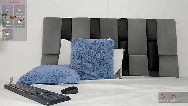 light_eyes_ webcam