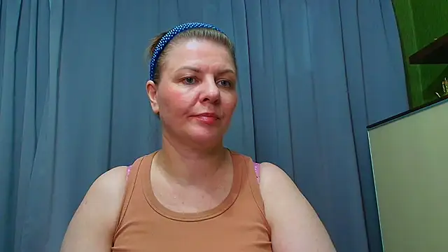 VeronikawGold webcam