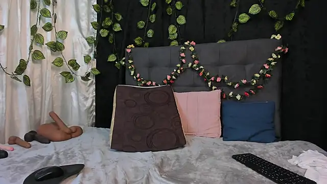 Delilah_85 webcam