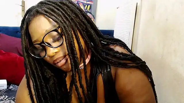CurvyCocoxxx webcam