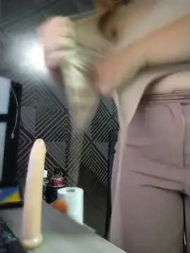 PrettySquirt-PibeV webcam