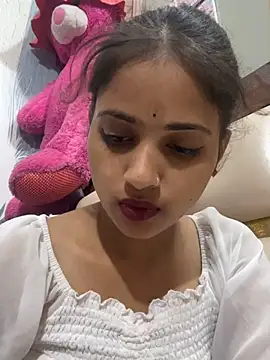 Naina11100 webcam