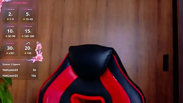 Victoria_Rous webcam