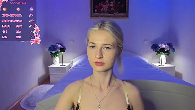 Julie_Blaze webcam