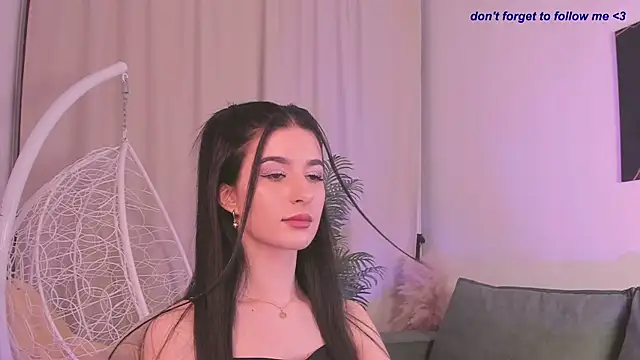 LauraCoy webcam