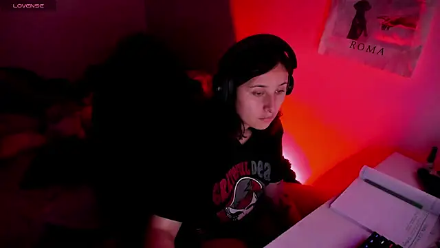 bonnie_moon_ webcam