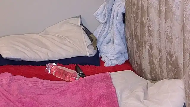 spicybootie webcam