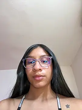 Danaeluxe webcam