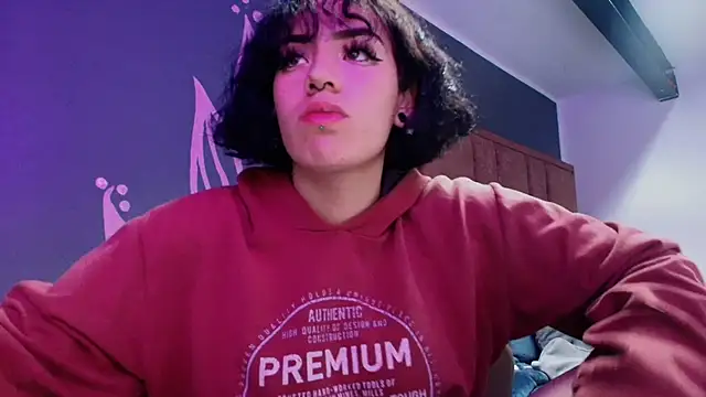 Kiara_Fox__ webcam