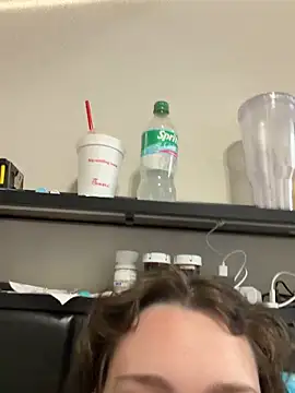 julia4thewin webcam