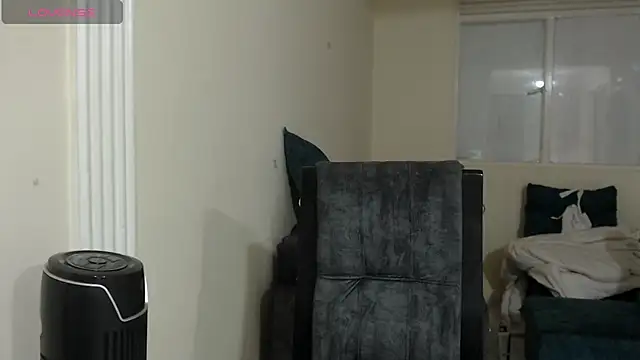 mia_girl07 webcam