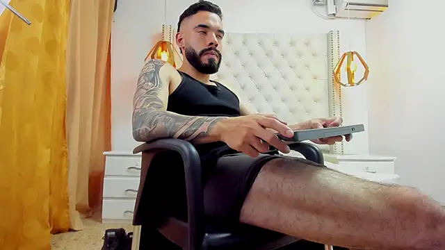 JEAN_LEWIS2 webcam