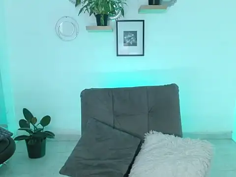 naughtty_doll webcam