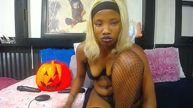 YoungBarbiexx webcam