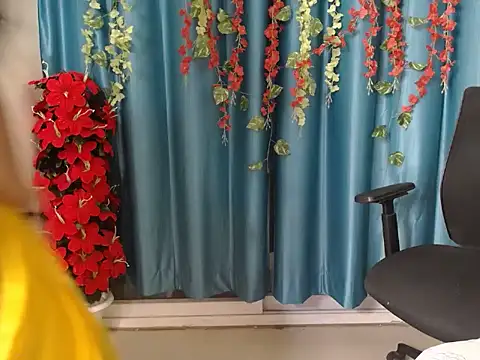 Naughtyy_Ranii01 webcam
