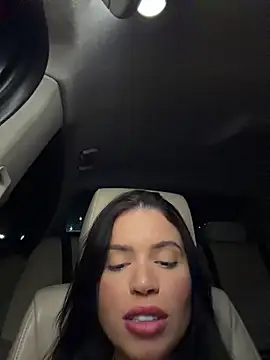 Rafaellaz Live Webcam on Stripchat