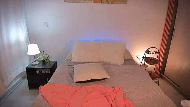 ChloeMoreti webcam